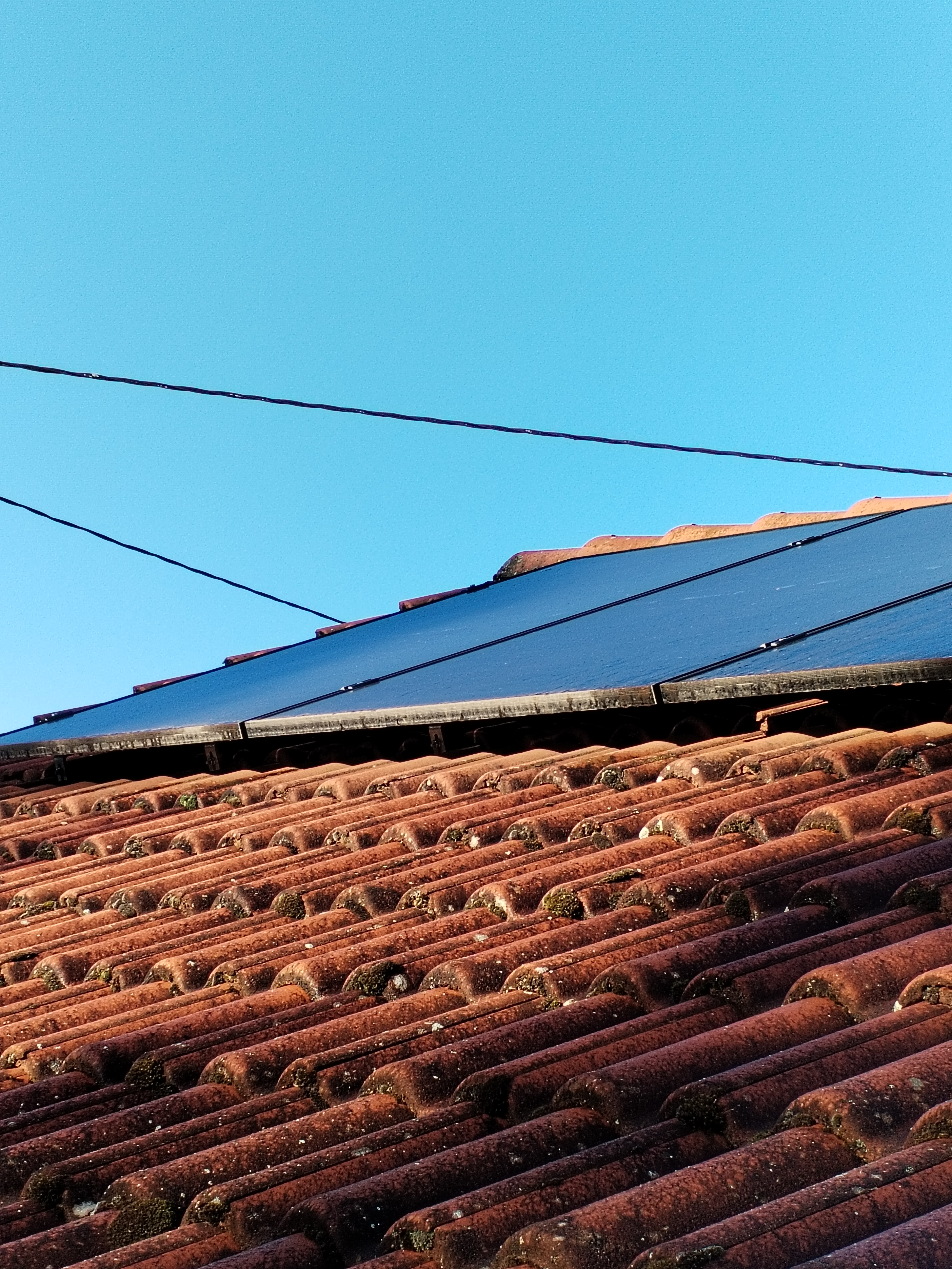 Avant nettoyage et Entretien de centrale photovoltaïque
