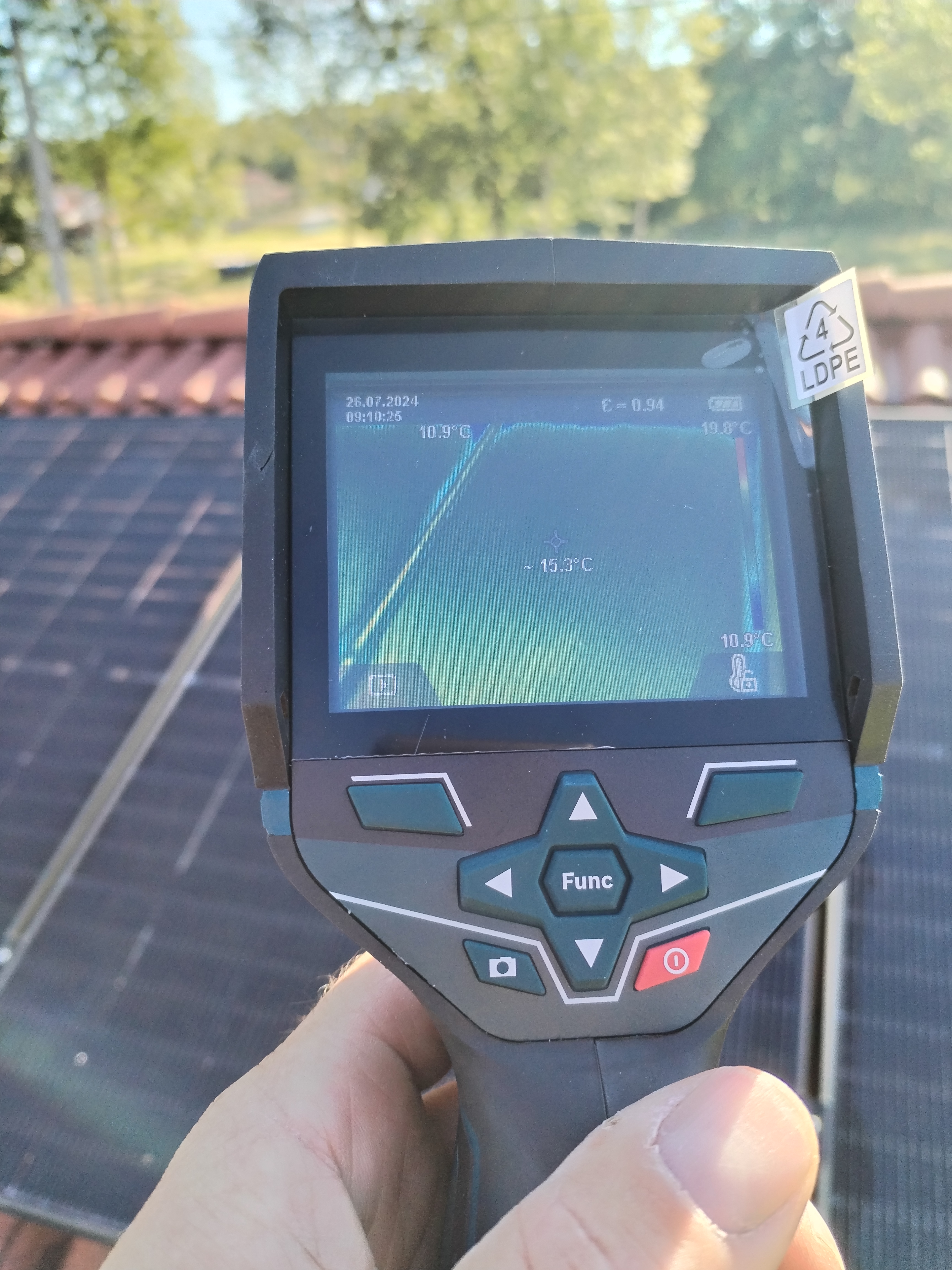 Caméra thermique après nettoyage et Entretien de centrale photovoltaïque
